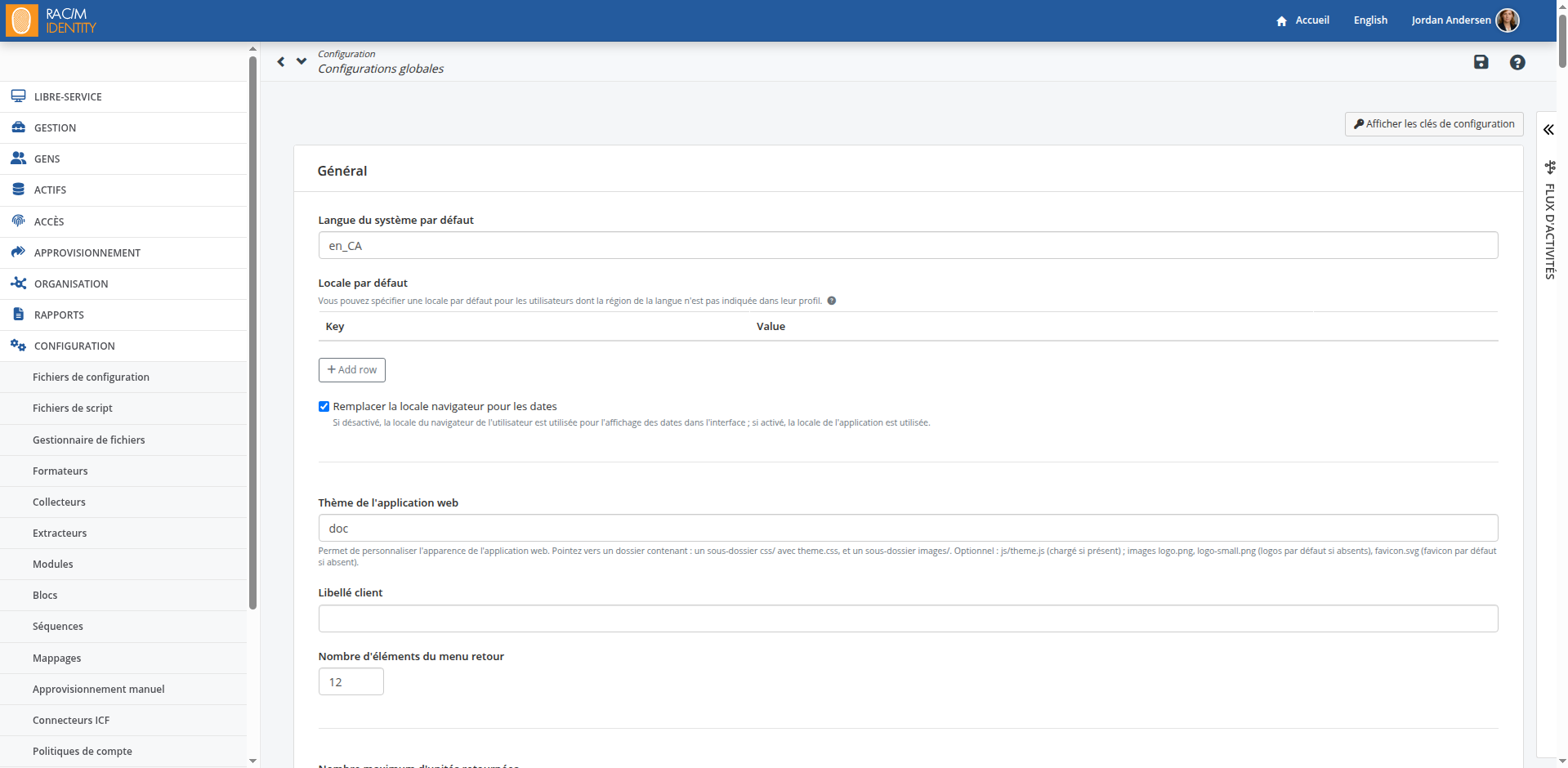 L’écran des configurations globales sous Configuration: la langue et la locale par défaut du système, un interrupteur pour ignorer la locale du navigateur pour les dates, le thème de l’application web, une étiquette client et un nombre d’entrées du menu de retour, le fil d’activité étant replié en onglet à droite.
