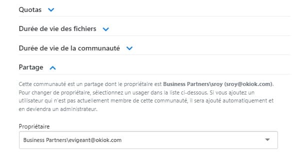 Les paramètres de la communauté sous-jacente, avec des sections repliées pour les quotas, la durée de vie des fichiers et celle de la communauté, et la section du partage développée pour montrer la liste des propriétaires servant à transférer la propriété, en notant qu’un utilisateur ajouté ainsi rejoint la communauté comme administrateur.